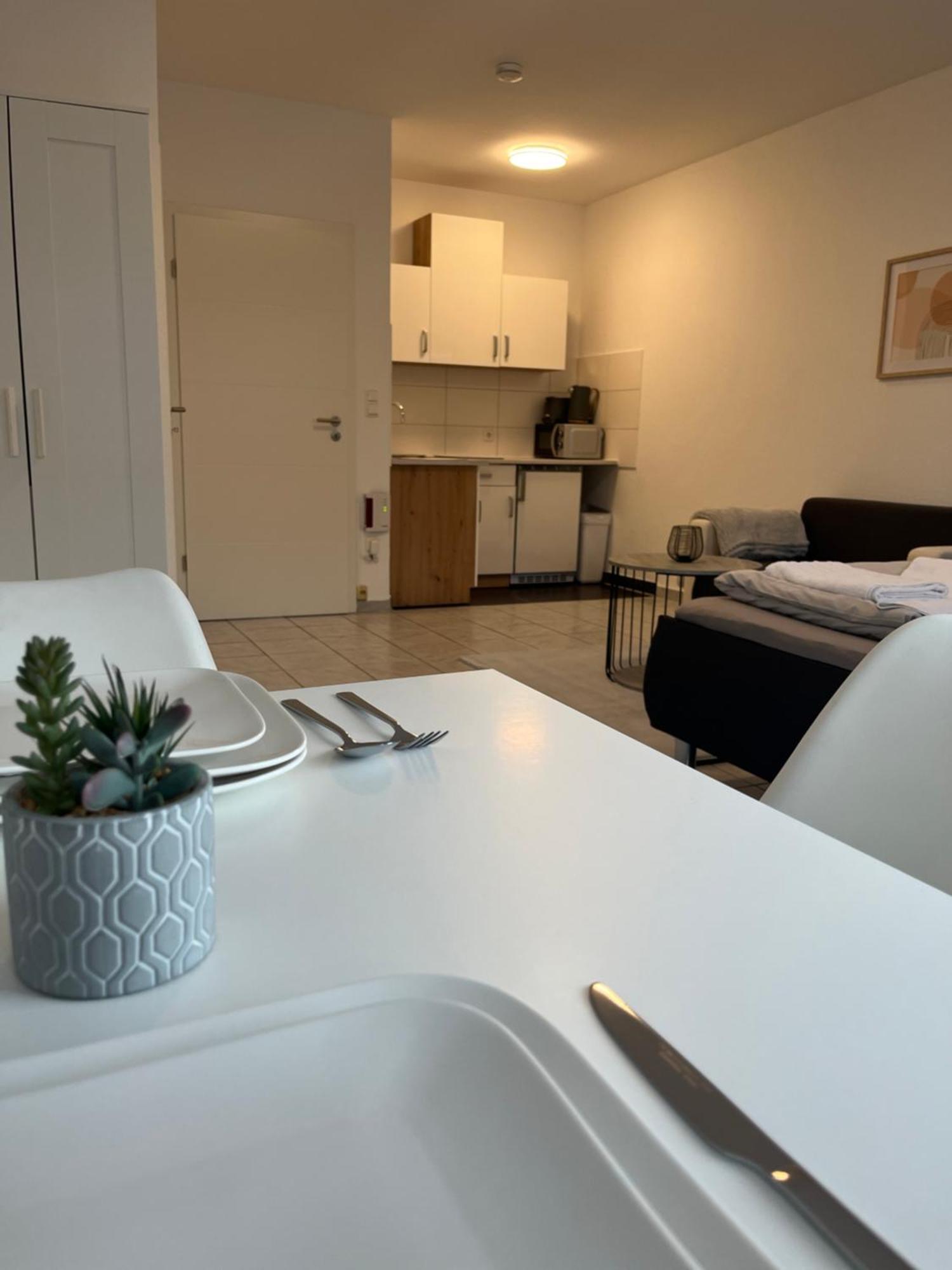 Studioapartment/Messewohnung โคโลญ ภายนอก รูปภาพ